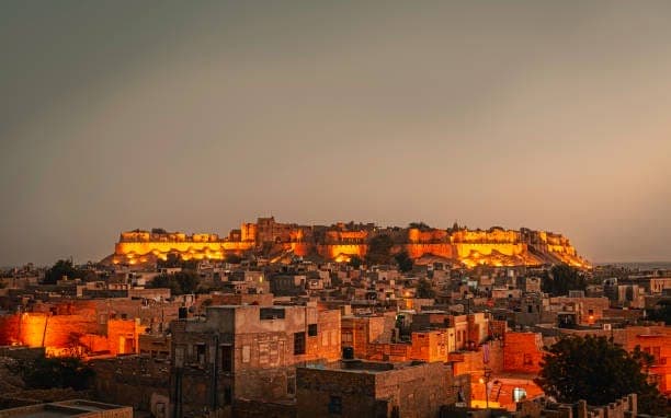Jaisalmer Fort illuminated in 7 days tour